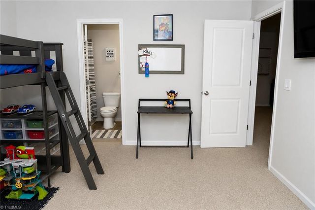 2630 Titan Village Court, Clemmons, NC 27103