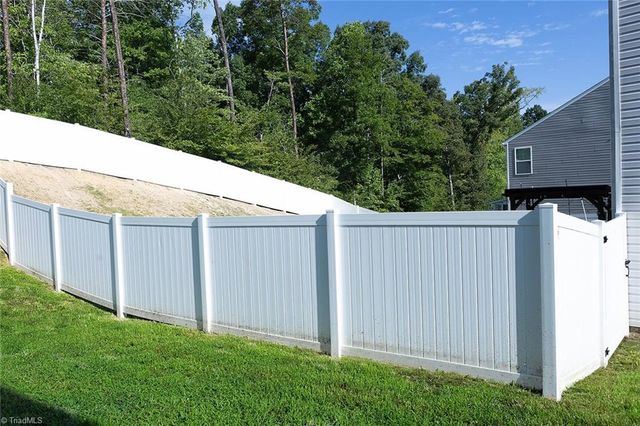 2630 Titan Village Court, Clemmons, NC 27103