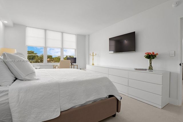 5700 Collins Ave 3J, Miami Beach, FL 33140