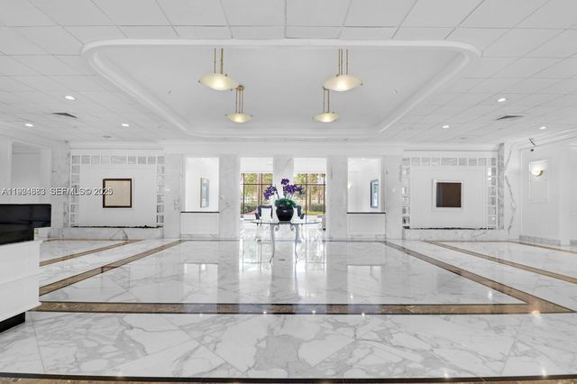 5700 Collins Ave 3J, Miami Beach, FL 33140