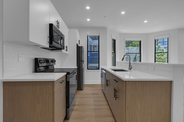 69 Bailey Street 308, Boston, MA 02124