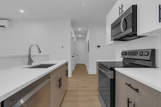 69 Bailey Street 308, Boston, MA 02124