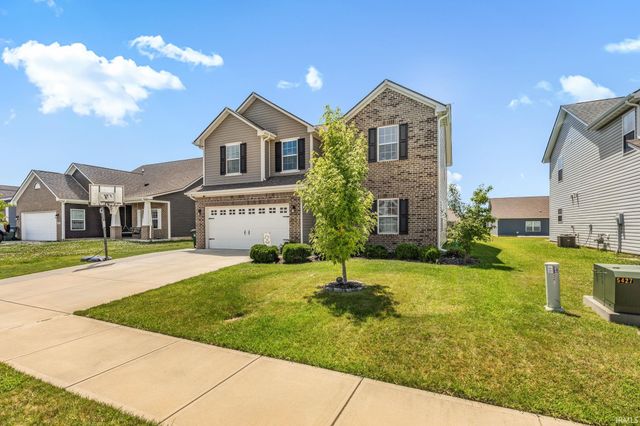 468 Tracewood Bend, Greenfield, IN 46140