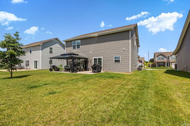 468 Tracewood Bend, Greenfield, IN 46140