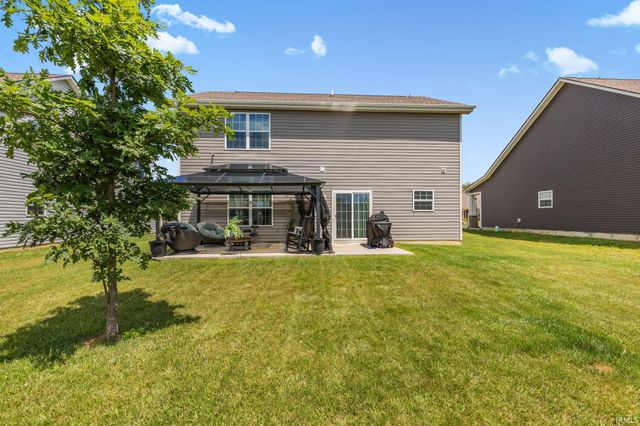 468 Tracewood Bend, Greenfield, IN 46140