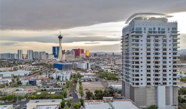 200 Hoover Avenue 1009, Las Vegas, NV 89101