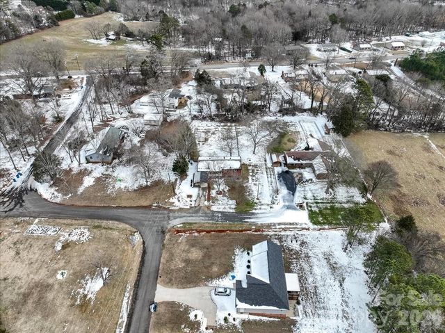 2563 Marble Street, Newton, NC 28658