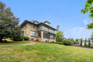 48 E 52 Street, Kansas City, MO 64112