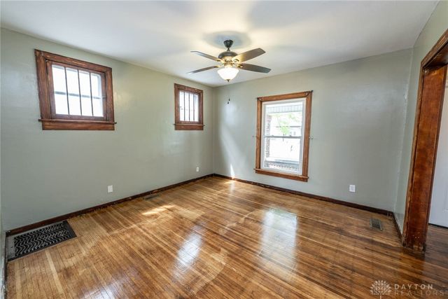 32 Edgar Avenue, Dayton, OH 45410