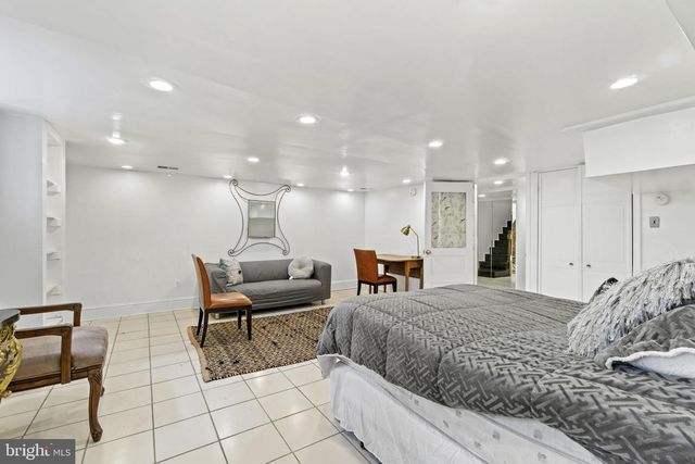 1205 4TH ST NW, Washington, DC 20001