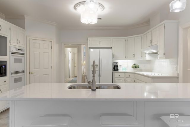 202 Lakeridge Drive, Fairhope, AL 36532