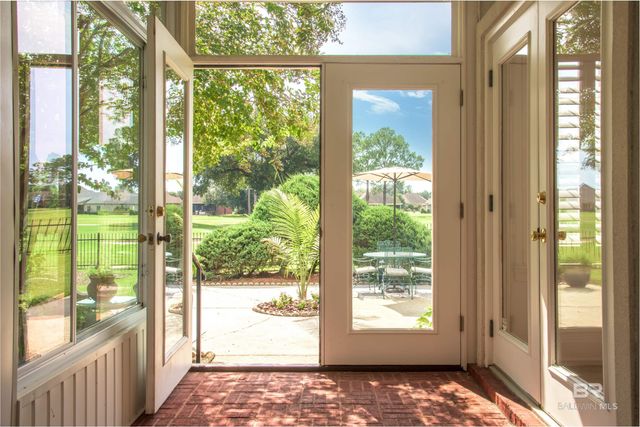 202 Lakeridge Drive, Fairhope, AL 36532