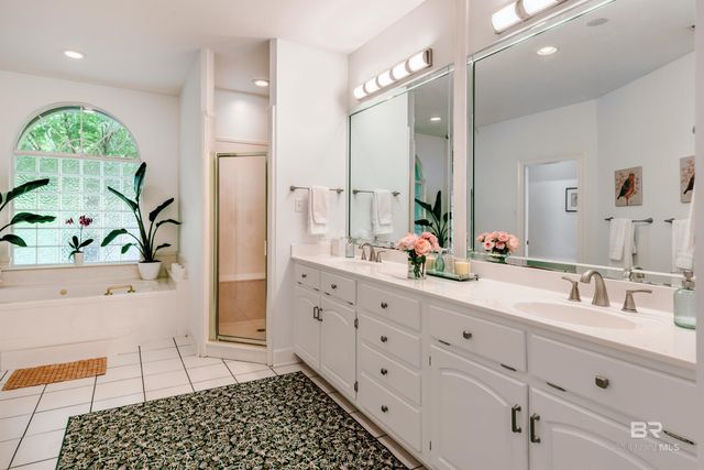 202 Lakeridge Drive, Fairhope, AL 36532