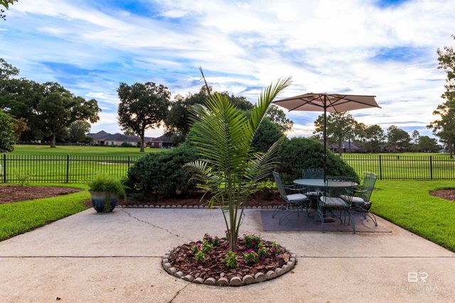 202 Lakeridge Drive, Fairhope, AL 36532