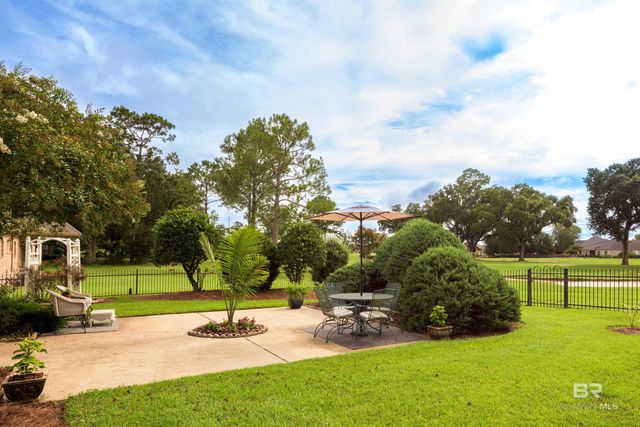 202 Lakeridge Drive, Fairhope, AL 36532