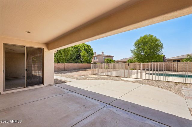 14450 W AVALON Drive, Goodyear, AZ 85395