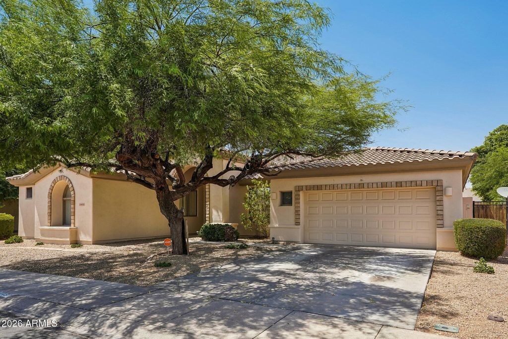 14450 W AVALON Drive, Goodyear, AZ 85395 — photo 2