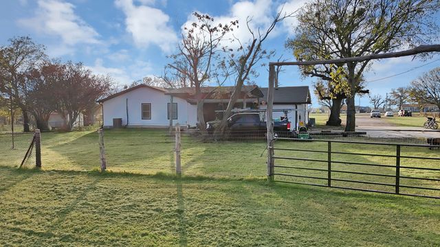 19791 State Highway 274, Kemp, TX 75143