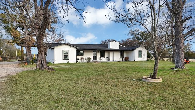 19791 State Highway 274, Kemp, TX 75143