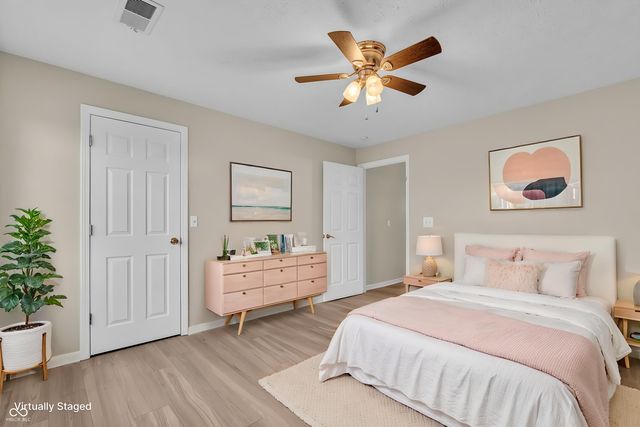209 Faulkner Court 205, Carmel, IN 46032