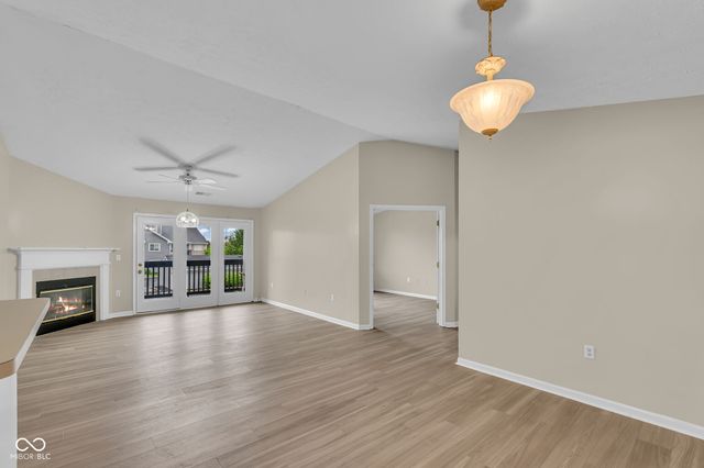 209 Faulkner Court 205, Carmel, IN 46032