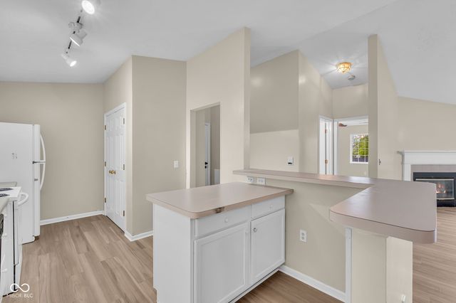 209 Faulkner Court 205, Carmel, IN 46032