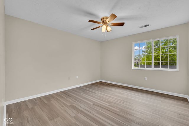 209 Faulkner Court 205, Carmel, IN 46032