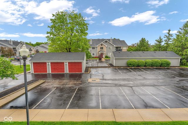 209 Faulkner Court 205, Carmel, IN 46032
