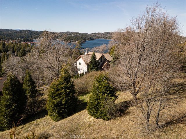 137 Mill Pond Road, Lake Arrowhead, CA 92352