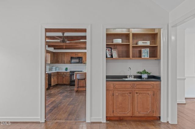 207 Larkwood Lane, Cary, NC 27518