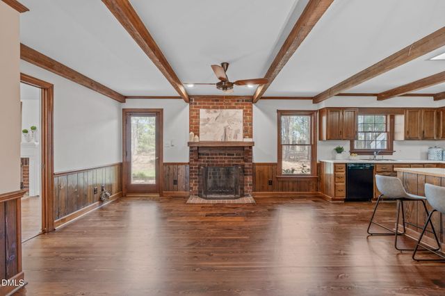 207 Larkwood Lane, Cary, NC 27518