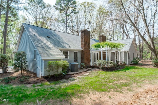 207 Larkwood Lane, Cary, NC 27518