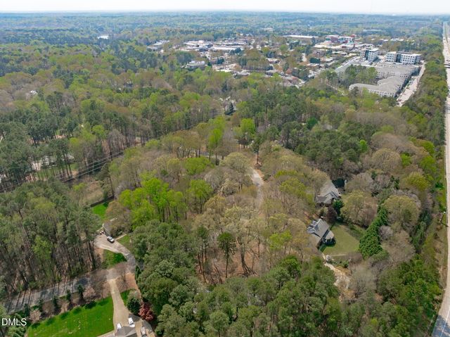 207 Larkwood Lane, Cary, NC 27518