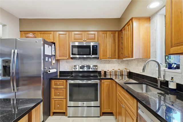 46 Foster Square, Central North Side, PA 15212