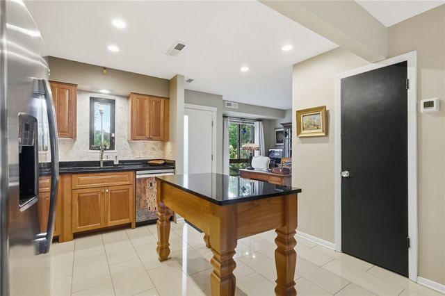 46 Foster Square, Central North Side, PA 15212