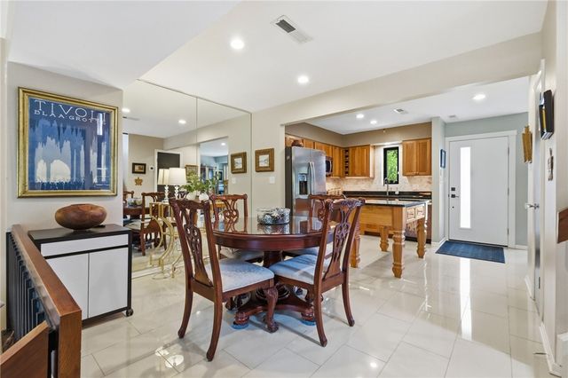 46 Foster Square, Central North Side, PA 15212