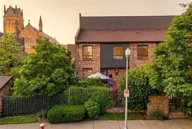 46 Foster Square, Central North Side, PA 15212