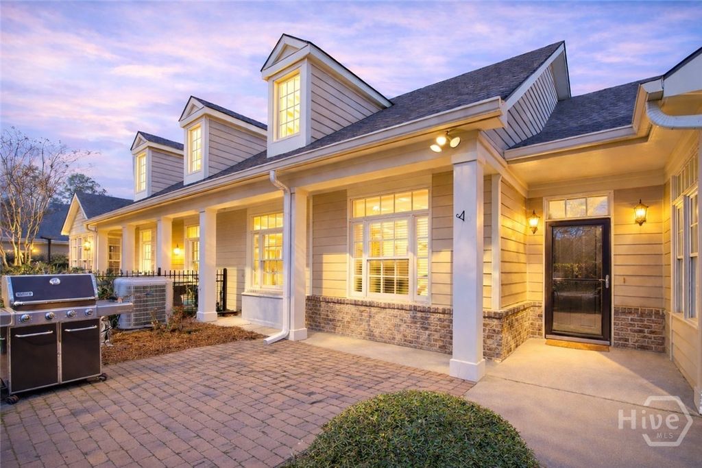 284 Kingfisher Circle, Pooler, GA 31322