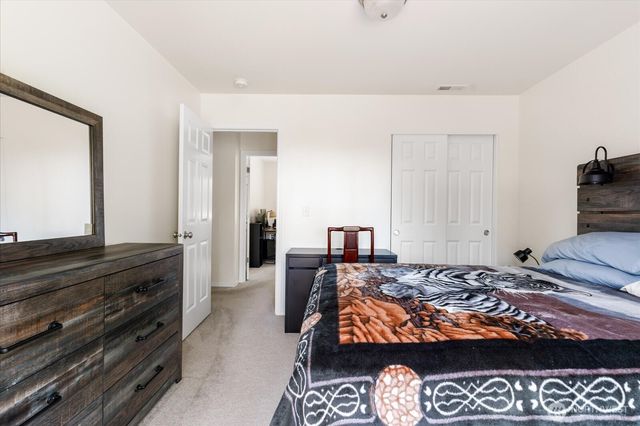 1012 Star Flower Road, Oak Harbor, WA 98277