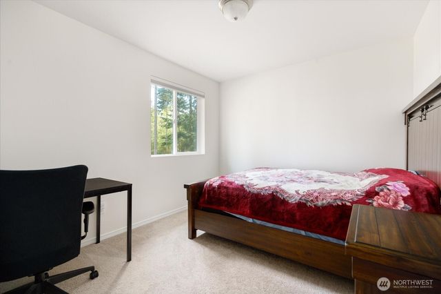 1012 Star Flower Road, Oak Harbor, WA 98277
