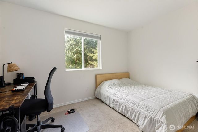 1012 Star Flower Road, Oak Harbor, WA 98277