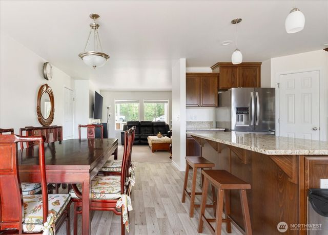 1012 Star Flower Road, Oak Harbor, WA 98277