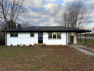 1307 Jarrett Dr, Springfield, TN 37172