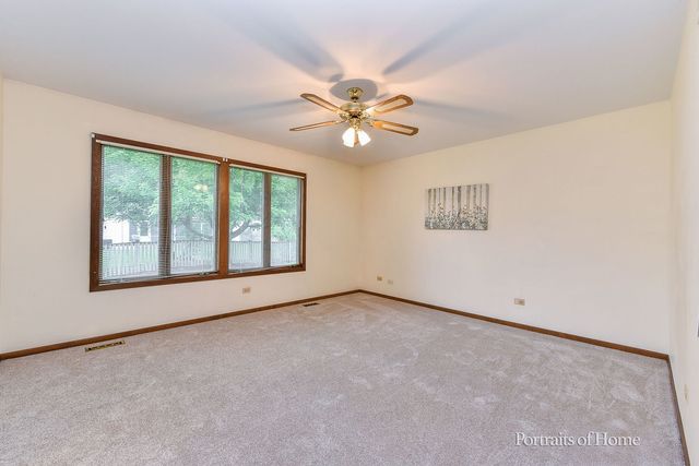 674 Honeysuckle Drive, Naperville, IL 60540