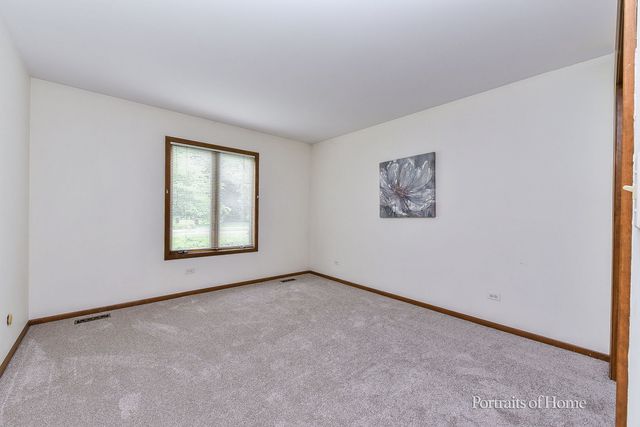 674 Honeysuckle Drive, Naperville, IL 60540