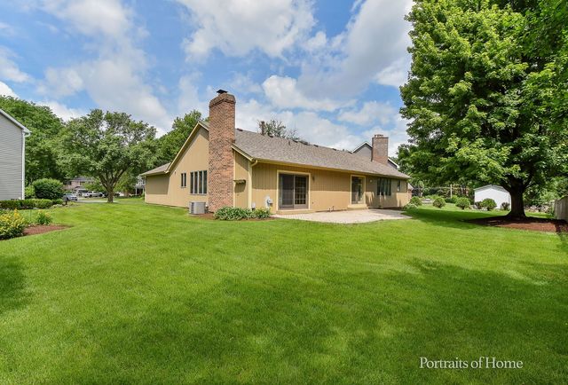 674 Honeysuckle Drive, Naperville, IL 60540