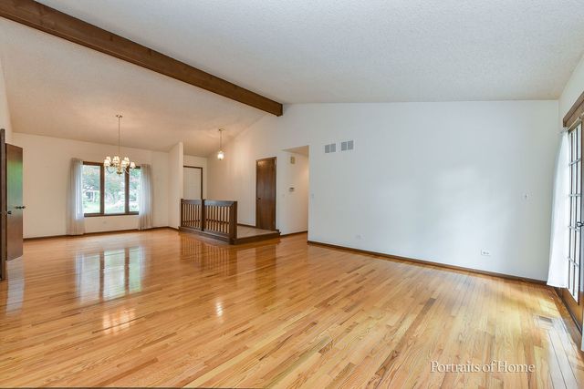 674 Honeysuckle Drive, Naperville, IL 60540