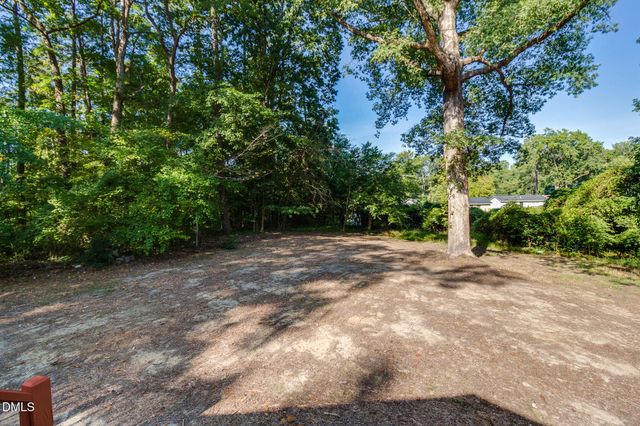 556 Rose Lane, Raleigh, NC 27610