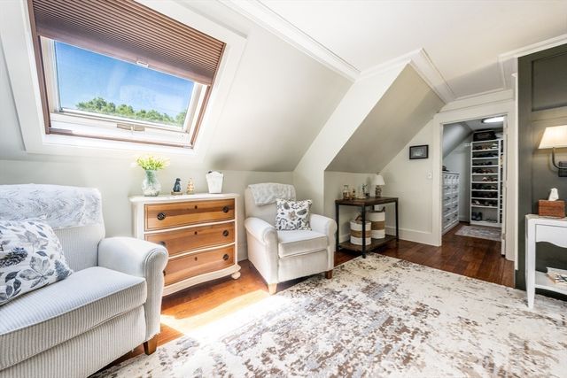 80 Holder Ln, Barnstable, MA 02668