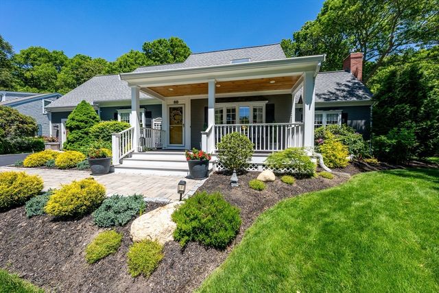 80 Holder Ln, Barnstable, MA 02668